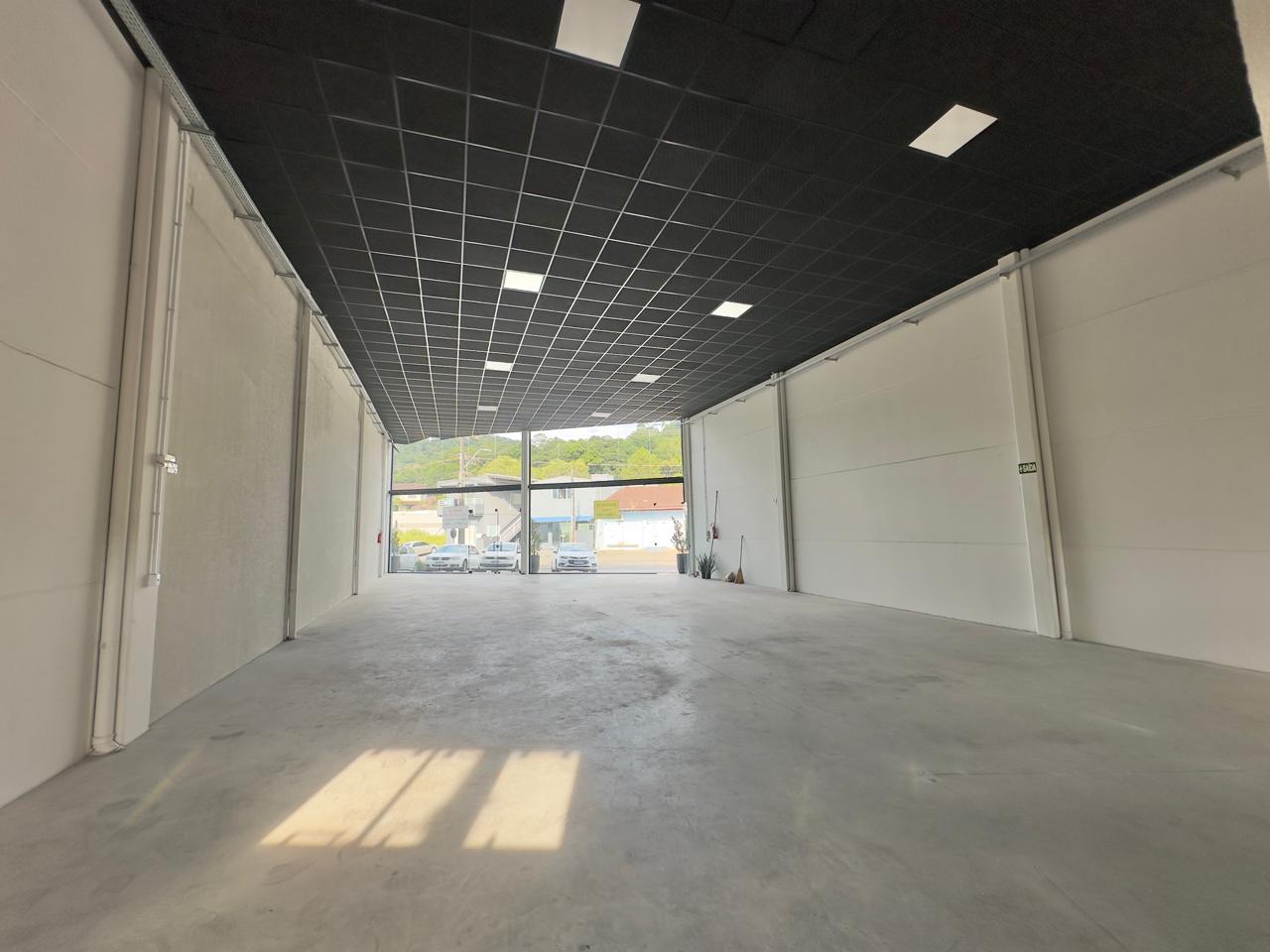 SALA PARA LOCAÇÃO ESTRADA DAS AREIAS