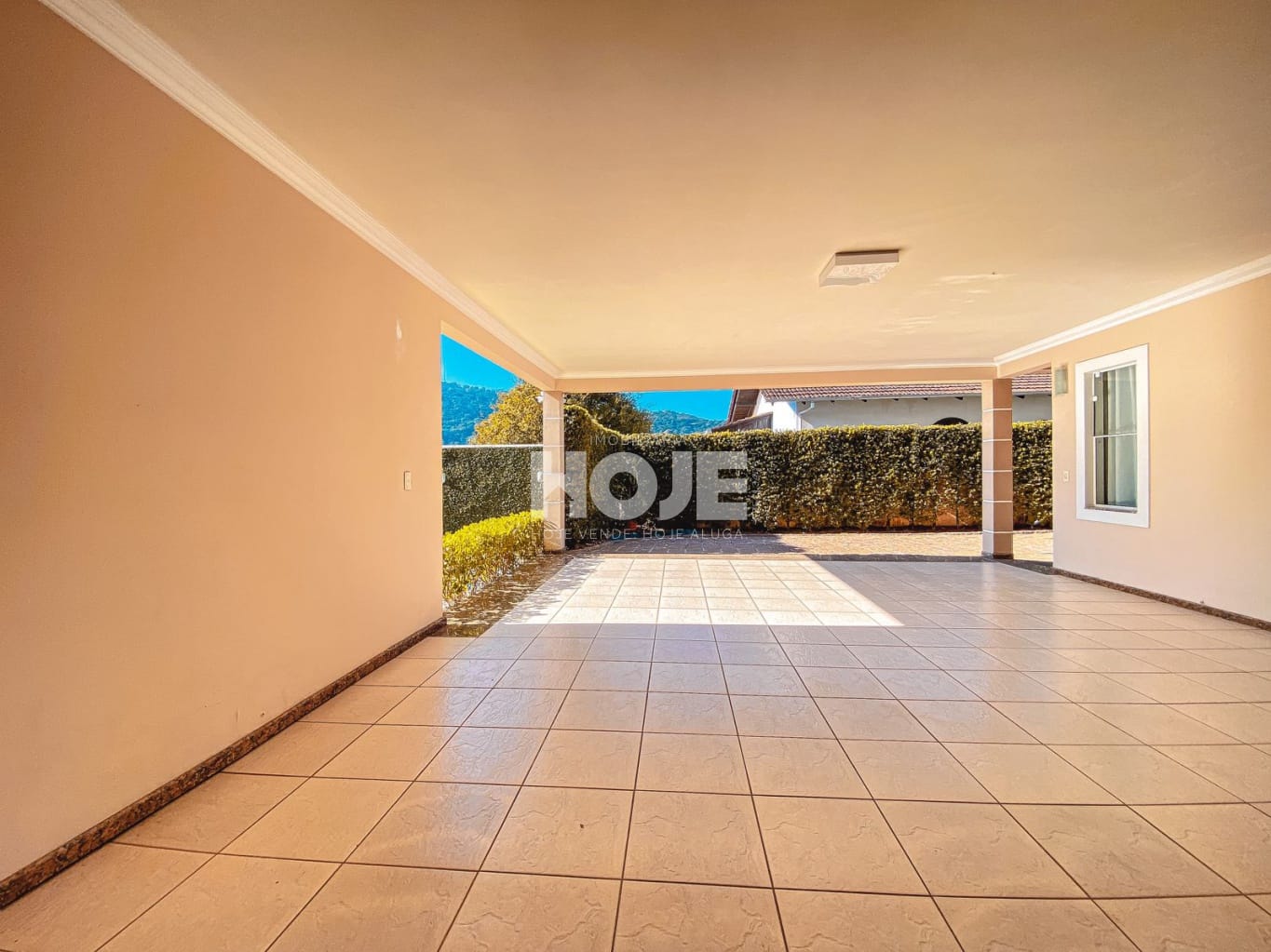 Excelente casa no Bairro dos Estados com Piscina!