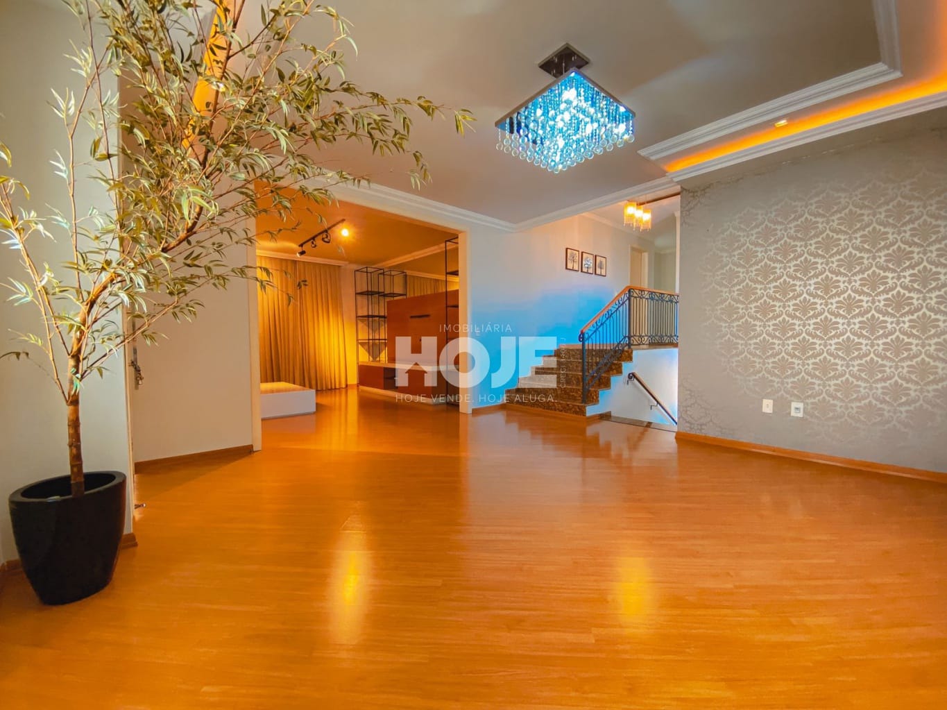 Excelente casa no Bairro dos Estados com Piscina!