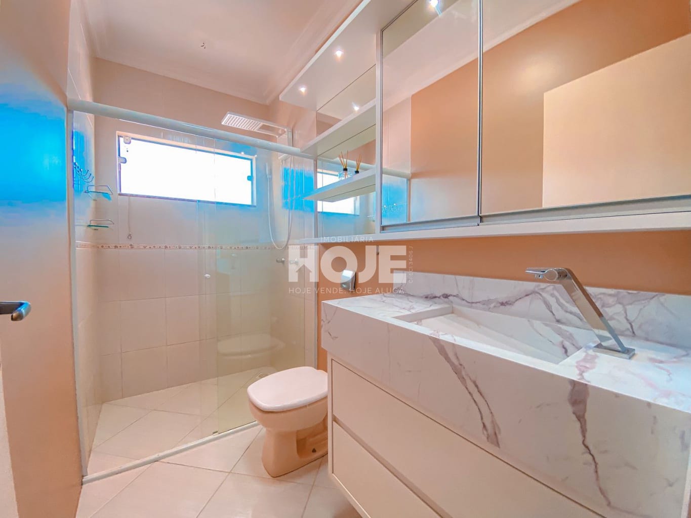 Excelente casa no Bairro dos Estados com Piscina!