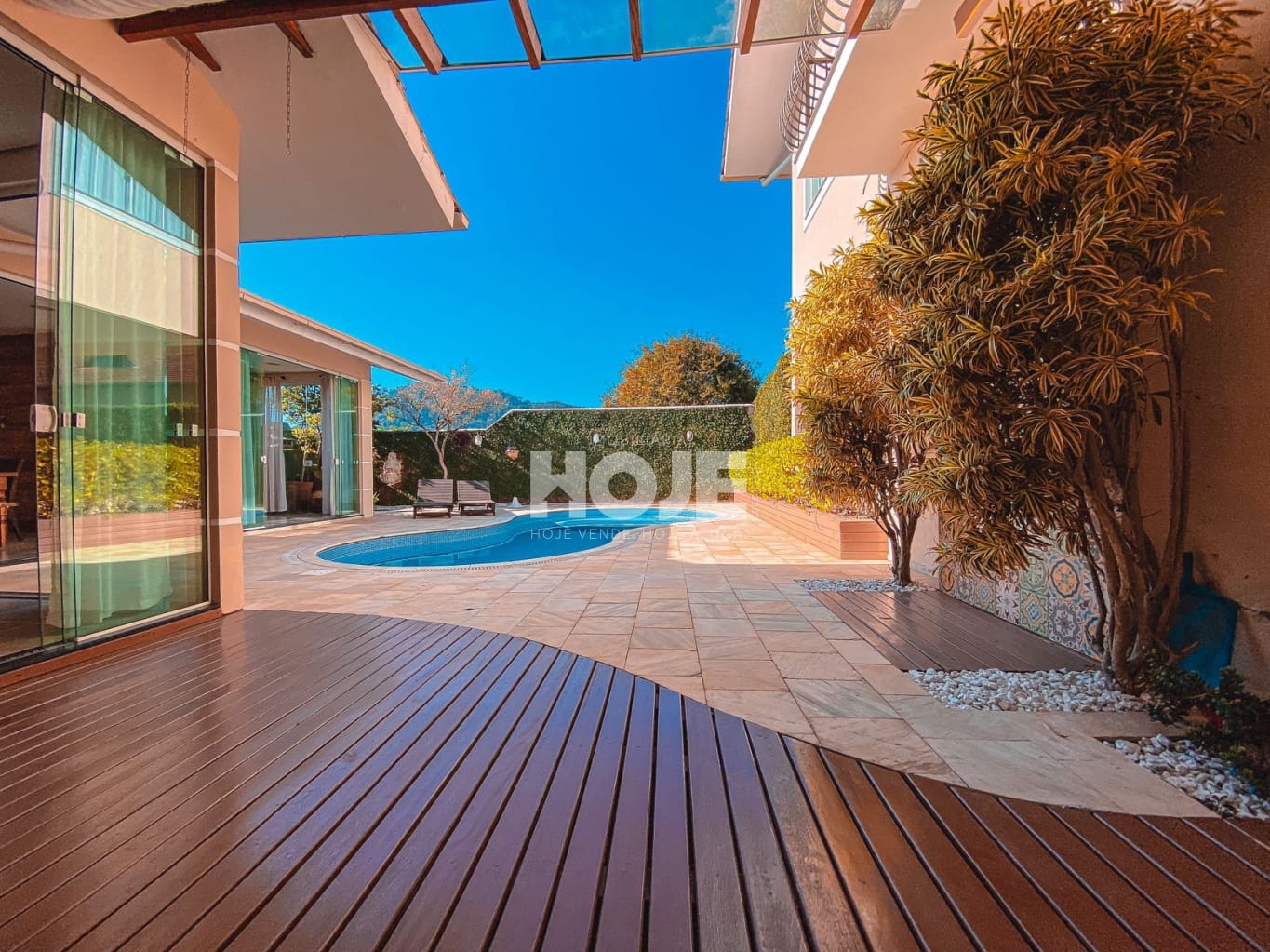 Excelente casa no Bairro dos Estados com Piscina!