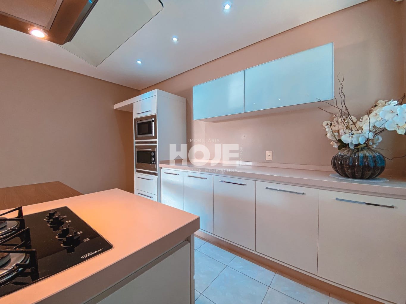 Excelente casa no Bairro dos Estados com Piscina!