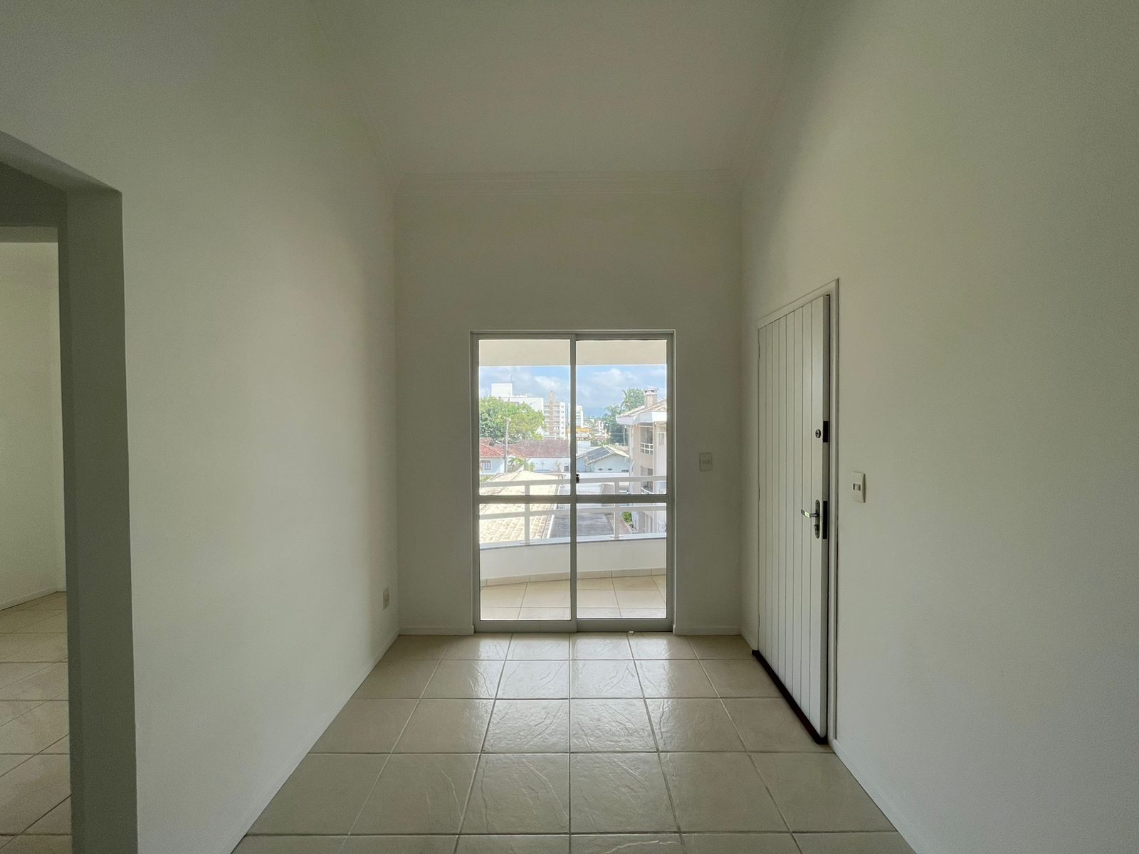 APARTAMENTO PARA LOCAÇÃO NAÇÕES